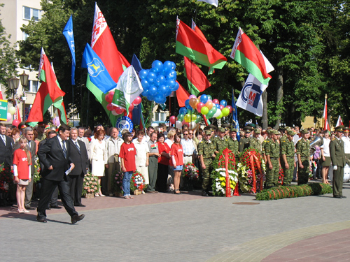 Гродно празднует 64-ую годовщину освобождения от немецко-фашистских захватчиков