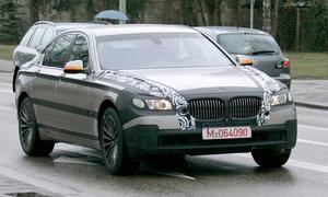 BMW 7 засняли без камуфляжа