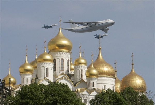 На Красной площади показали военную технику