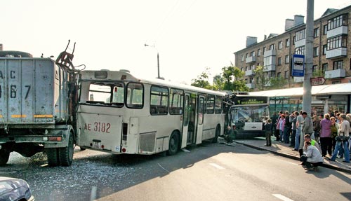 16 мая, в Бресте на проспекте Машерова произошла авария с участием троллейбуса